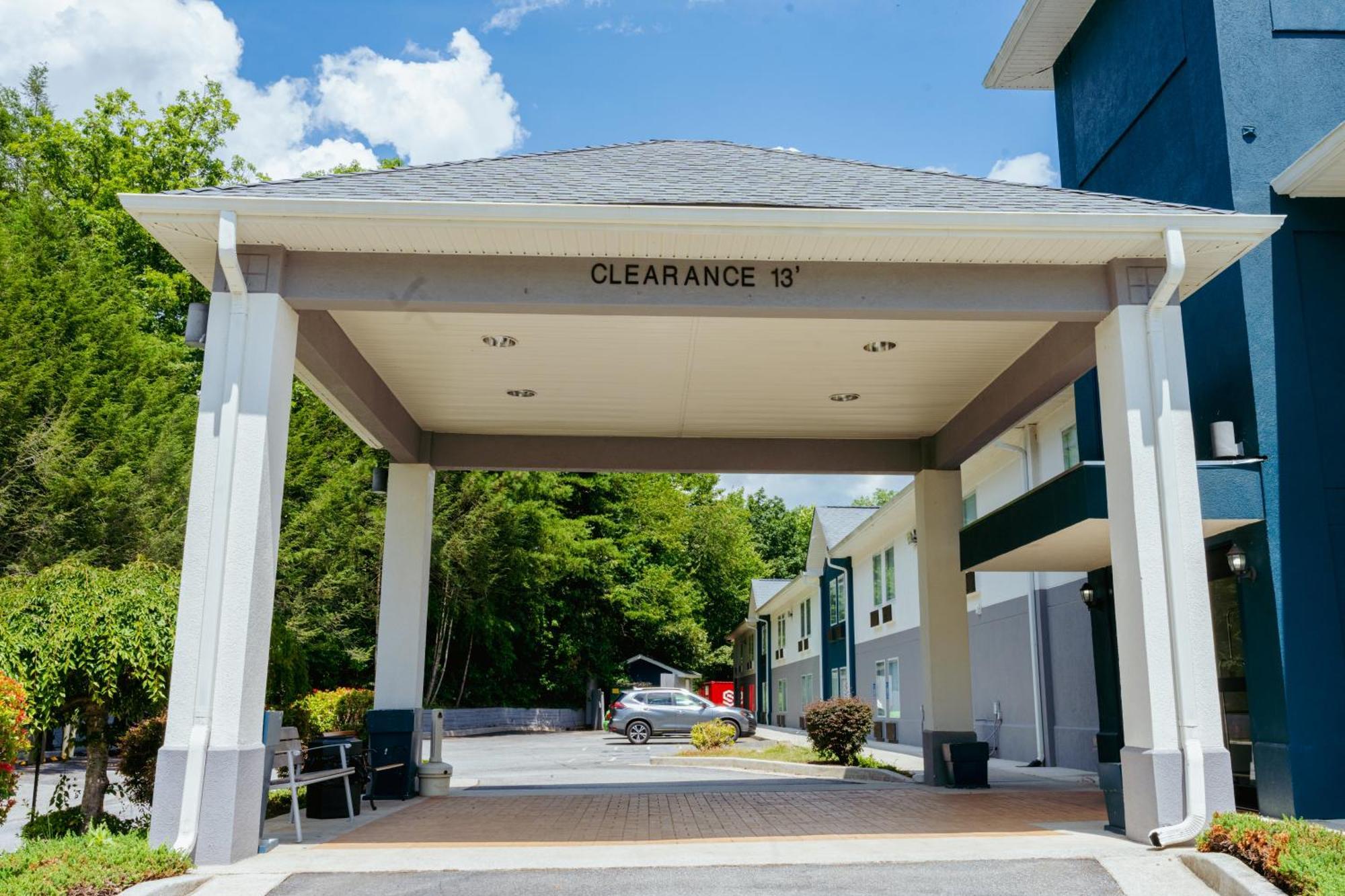 Clarion Pointe-Dillard Near Blue Ridge Mountains Hotel Kültér fotó